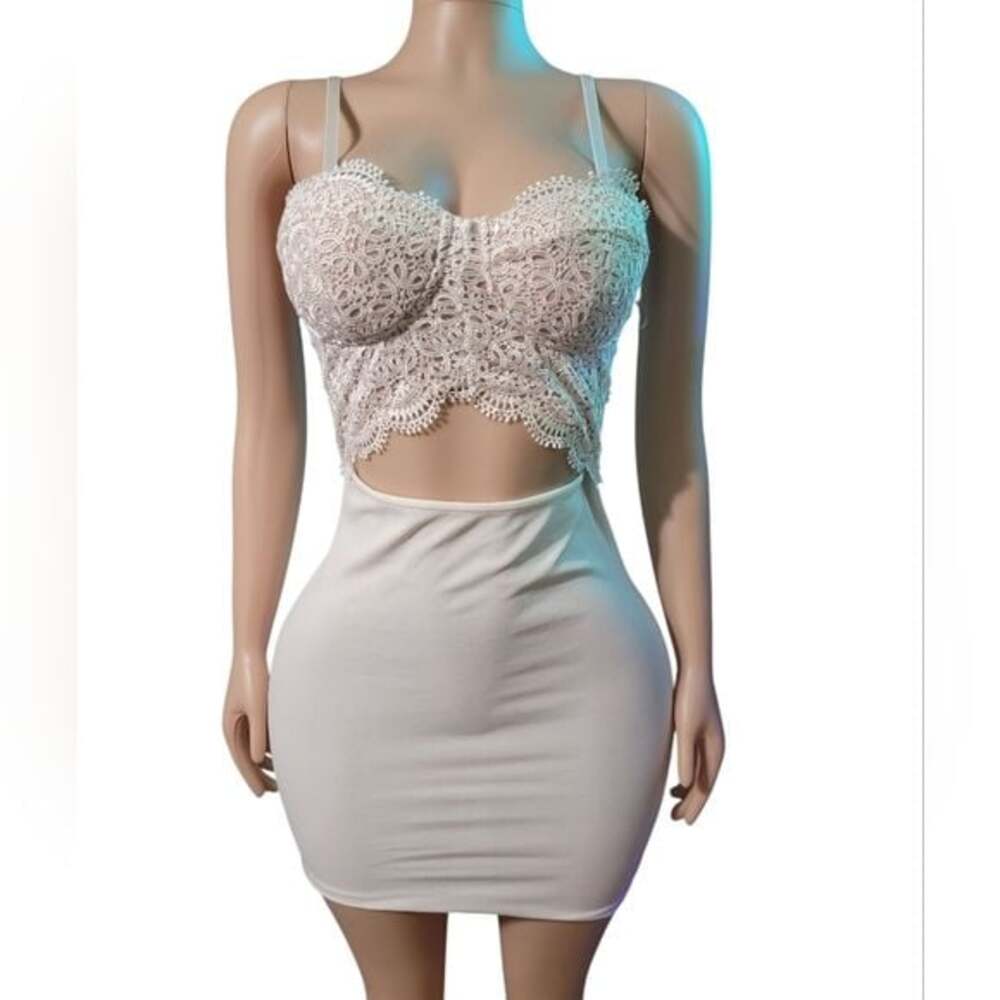 Lace Cutout Chemise - Cream